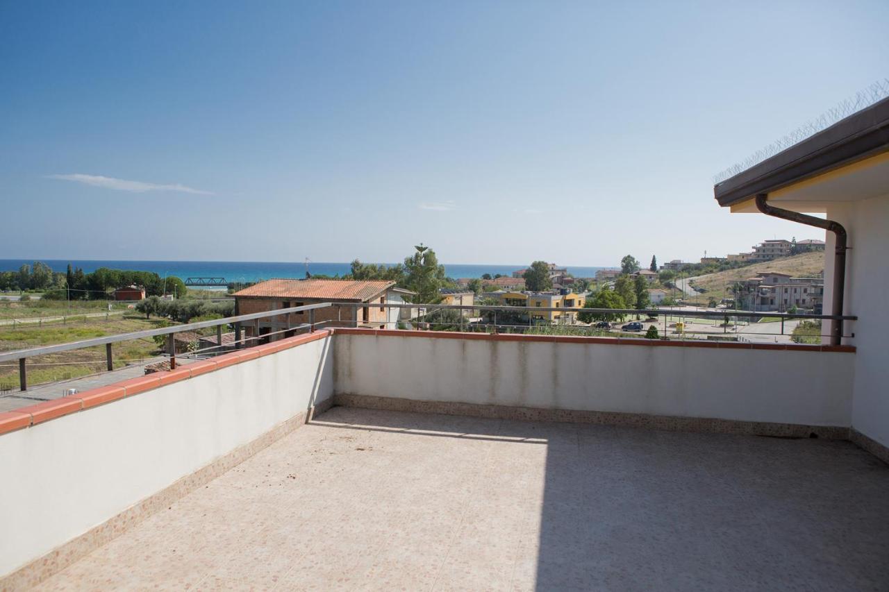 Appartamenti Giusi Con Giardino O Veranda Madonna della Catena المظهر الخارجي الصورة